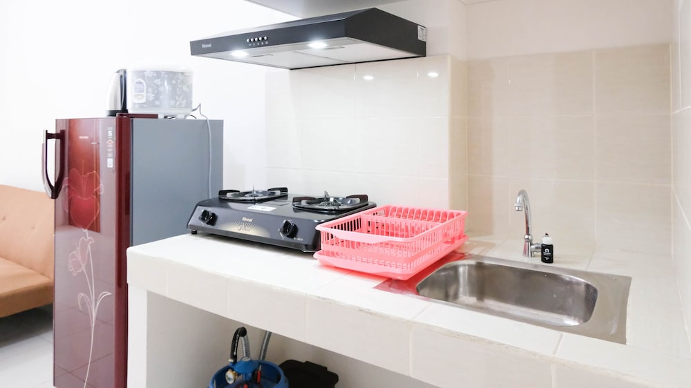 clean and comfy 2br apartment at puncak kertajaya