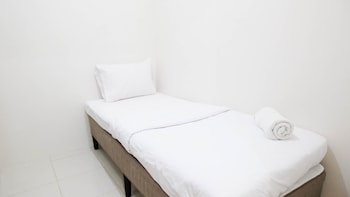 clean and comfy 2br apartment at puncak kertajaya