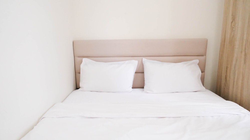 clean and comfy 2br apartment at puncak kertajaya
