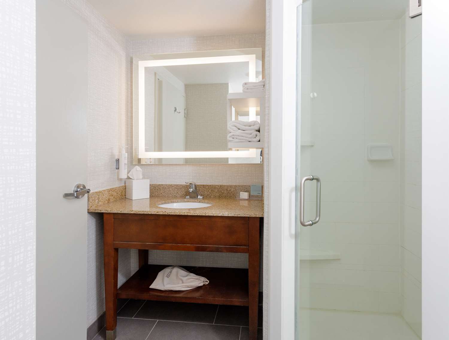 hampton inn jacksonville downtown i 95