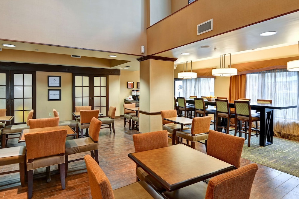 hampton inn jacksonville downtown i 95