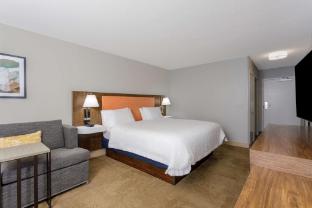 hampton inn jacksonville downtown i 95