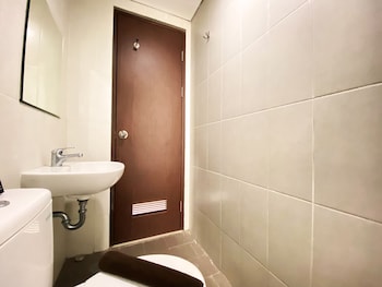 fancy and nice 2br apartment at skyland city jatinangor