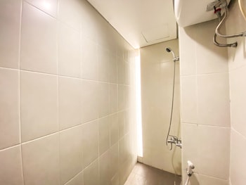 fancy and nice 2br apartment at skyland city jatinangor