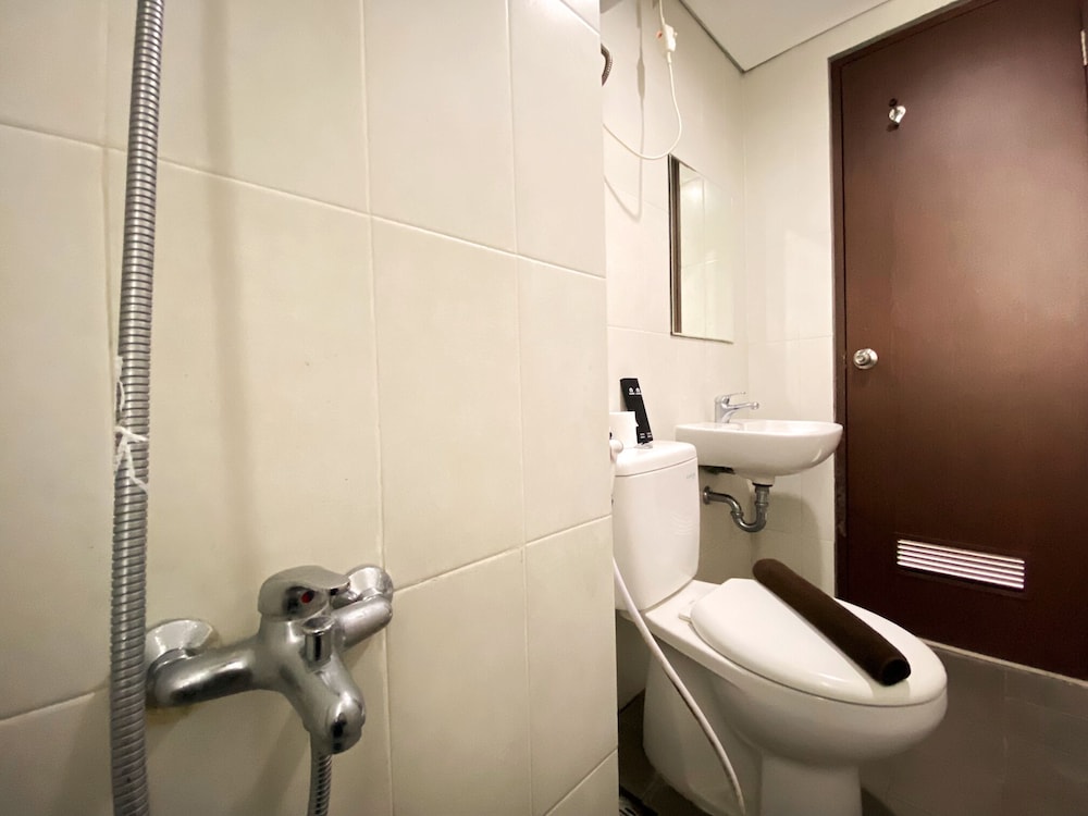 fancy and nice 2br apartment at skyland city jatinangor