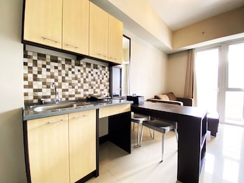 fancy and nice 2br apartment at skyland city jatinangor