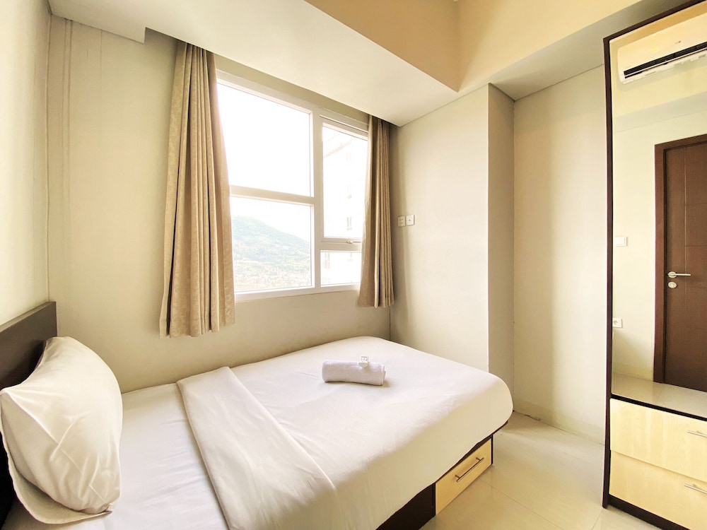 fancy and nice 2br apartment at skyland city jatinangor