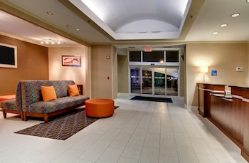 Holiday Inn Express & Suites Jacksonville South - I-295,Jacksonville>>Duval,3 star