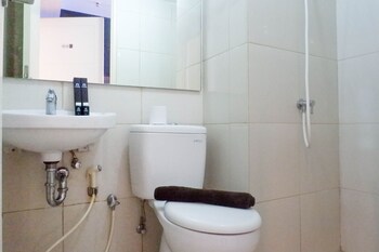 comfy and exclusive 2br apartment at tanglin supermall mansion