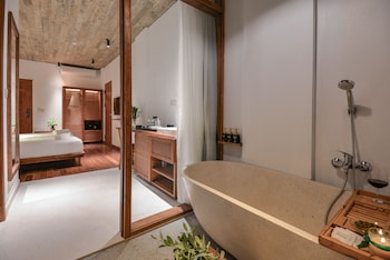 22land residence hotel