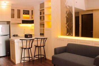 pleasurable 2br transpark juanda apartment