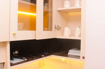pleasurable 2br transpark juanda apartment