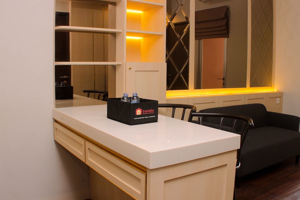 pleasurable 2br transpark juanda apartment