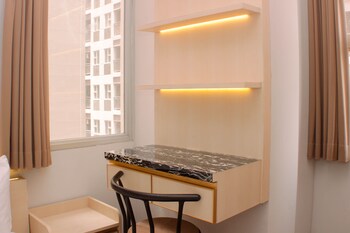 pleasurable 2br transpark juanda apartment