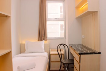 pleasurable 2br transpark juanda apartment