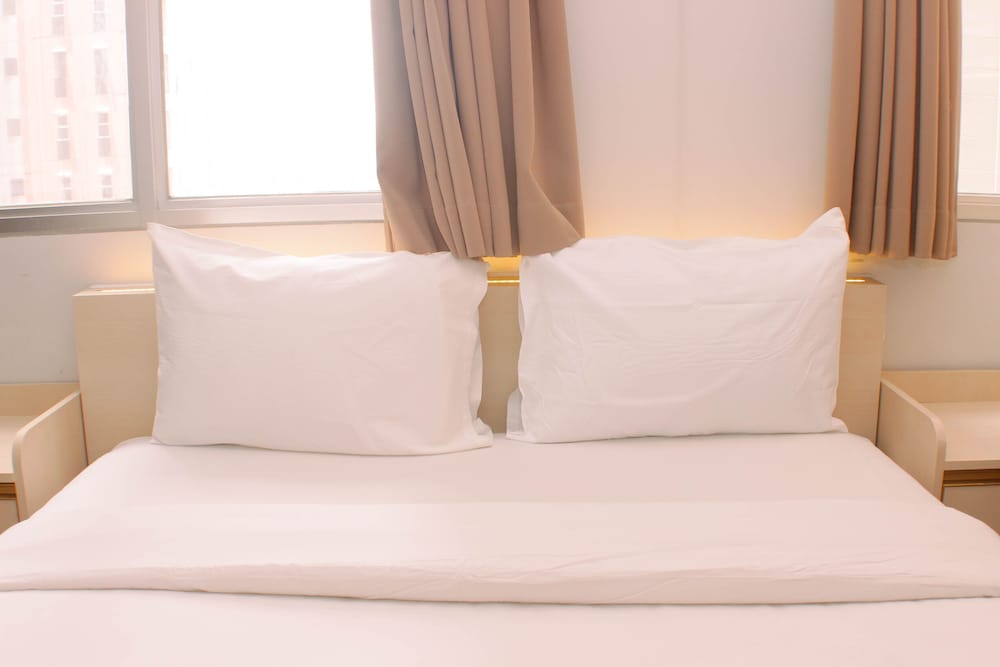 pleasurable 2br transpark juanda apartment