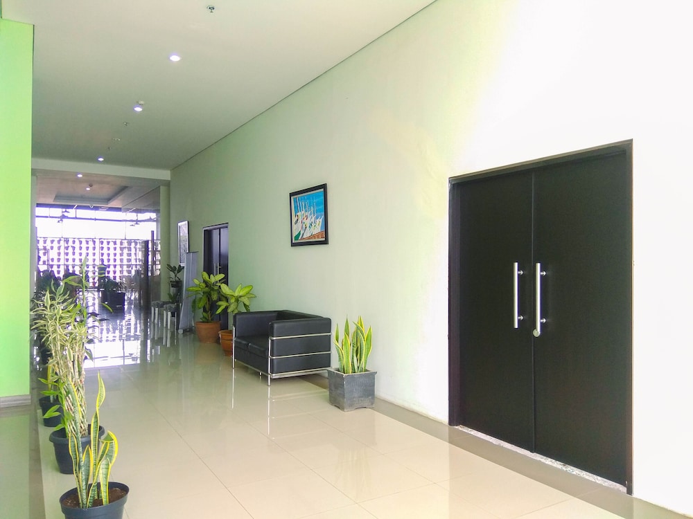 comfort and minimalist 1br at atlanta residences