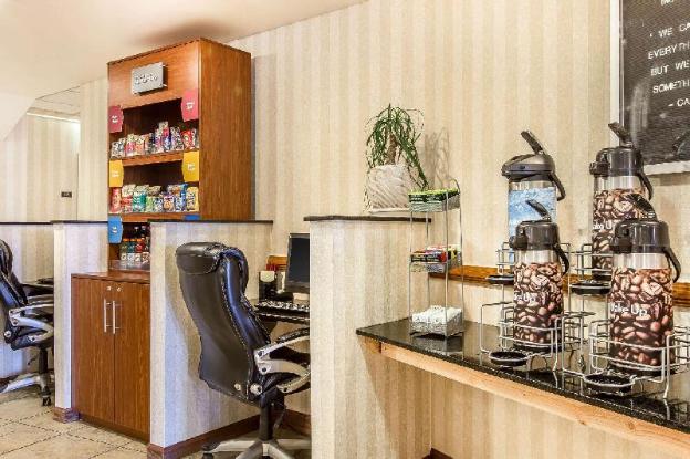 comfort suites summit county