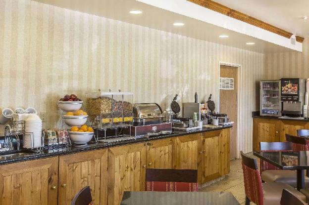 comfort suites summit county