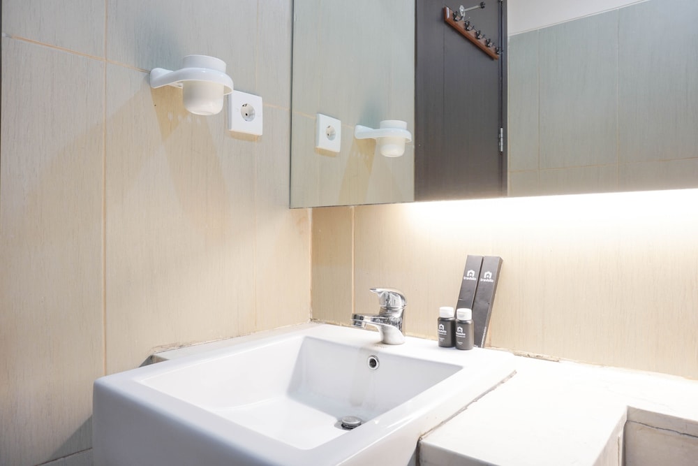 fancy and nice 2br at gp plaza apartment
