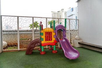 fancy and nice 2br at gp plaza apartment