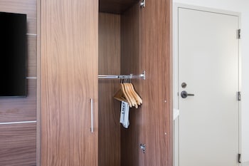 Holiday Inn Express Grover Beach By Ihg,Grover Beach>>Arroyo Grande,3 star