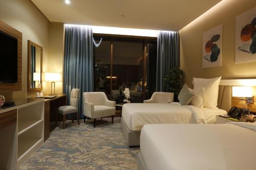 cantonal hotel by warwick