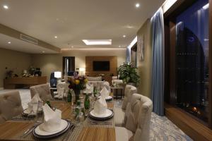 cantonal hotel by warwick