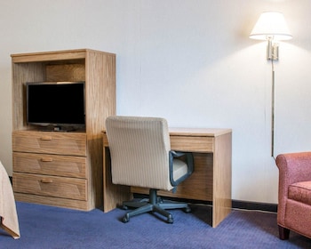quality inn hudsonville south