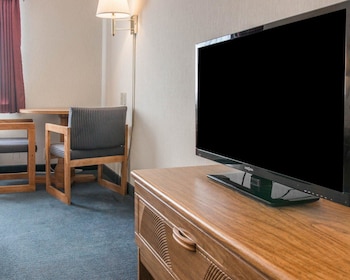quality inn hudsonville south