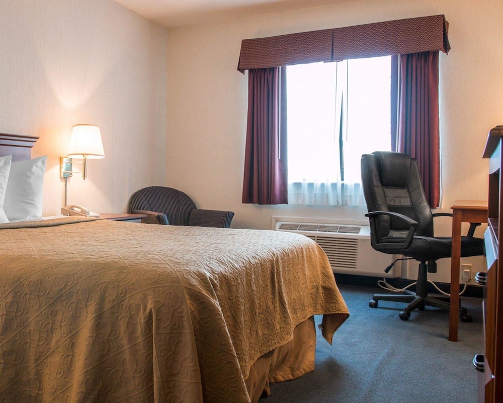 quality inn hudsonville south