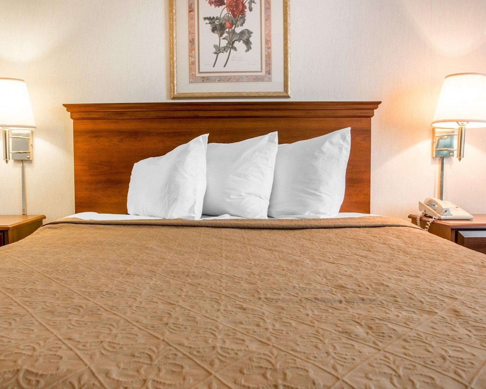 quality inn hudsonville south