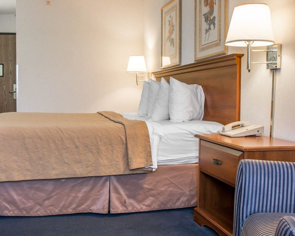quality inn hudsonville south