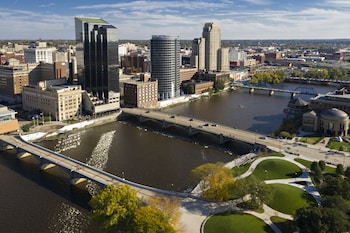 courtyard by marriott downtown grand rapids