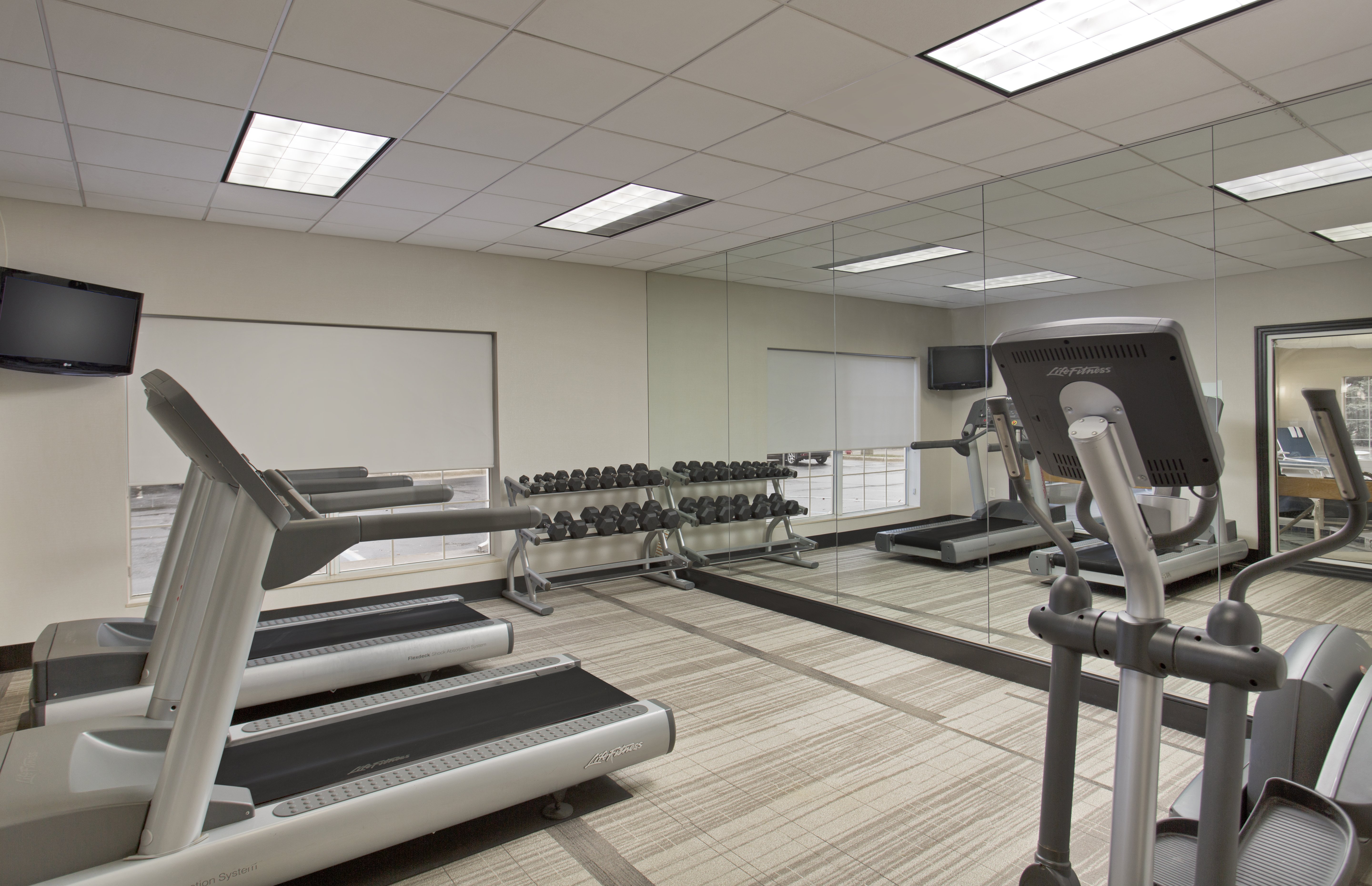 holiday inn grand rapids airport by ihg