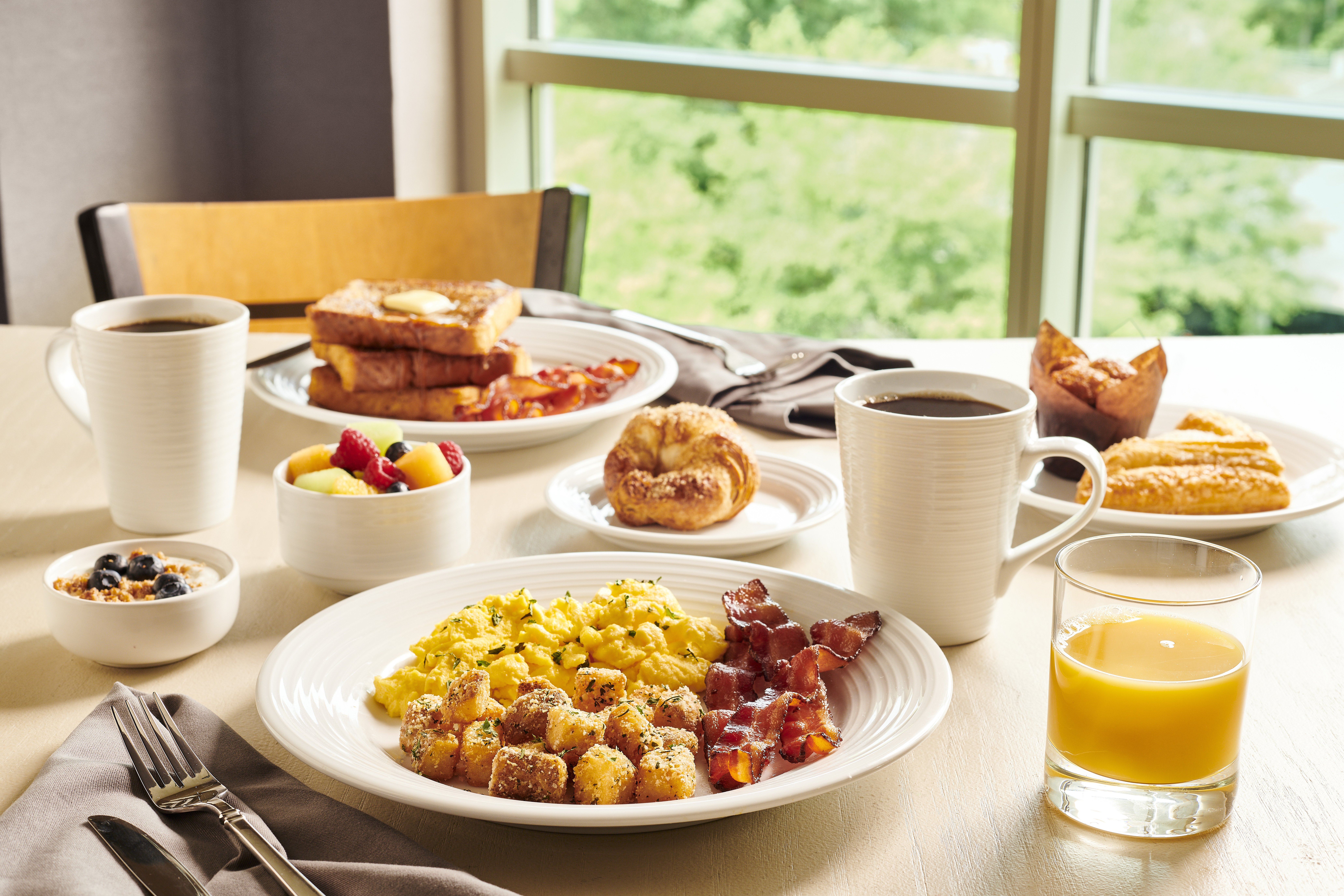holiday inn grand rapids airport by ihg