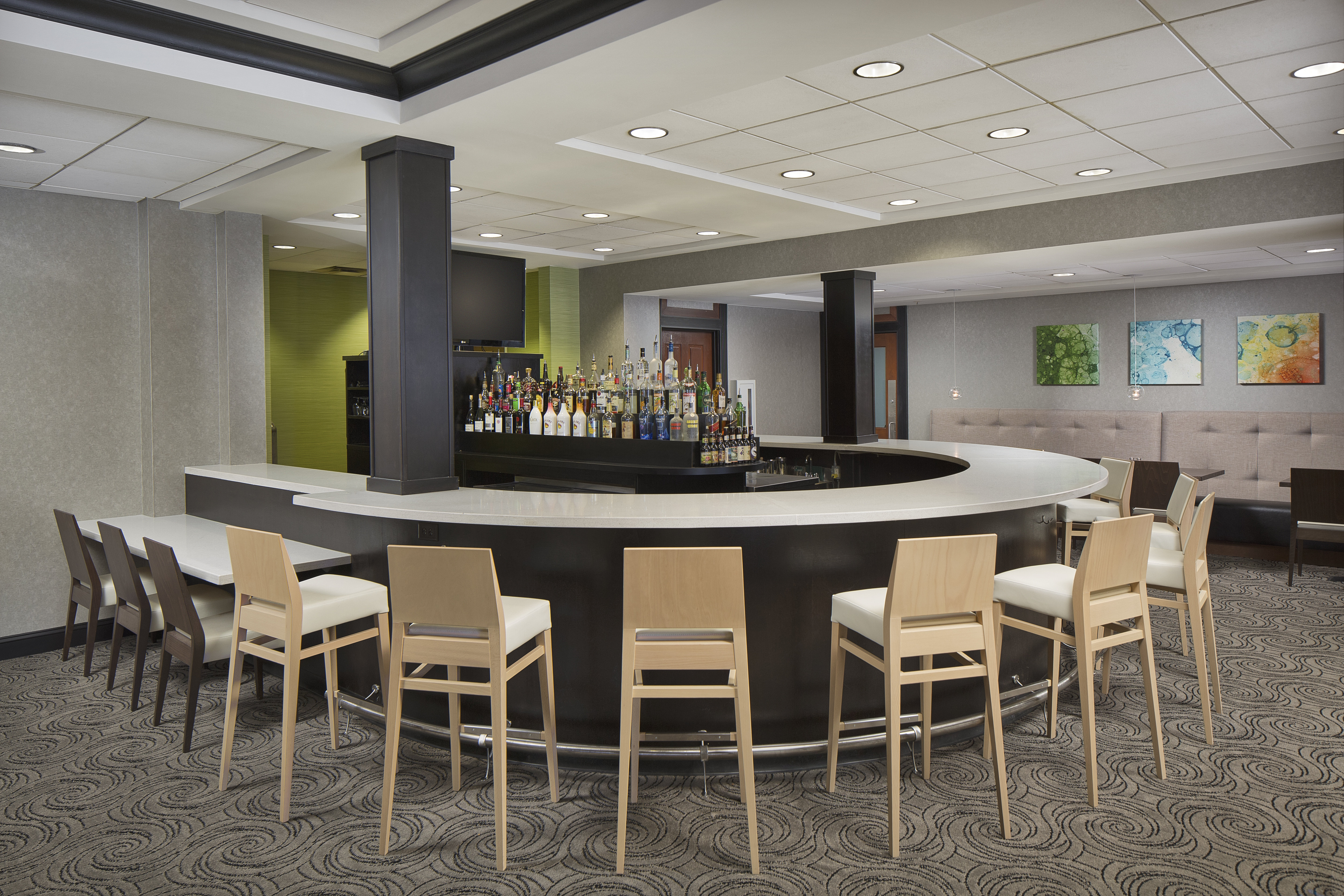 holiday inn grand rapids airport by ihg