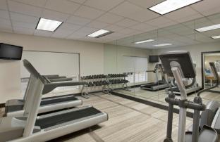 holiday inn grand rapids airport by ihg