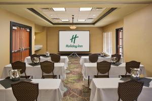 holiday inn grand rapids airport by ihg