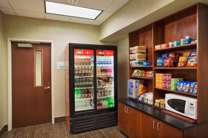 holiday inn grand rapids airport by ihg