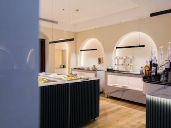 friesian hotel