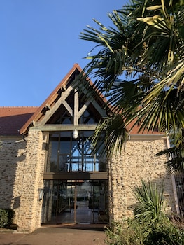 Les Lodges - Parrot World,,0 star