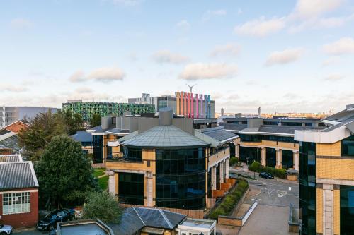 charles hope apartments brentford