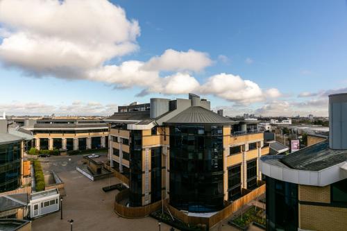 charles hope apartments brentford