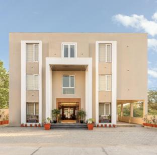 seasons a boutique hotel