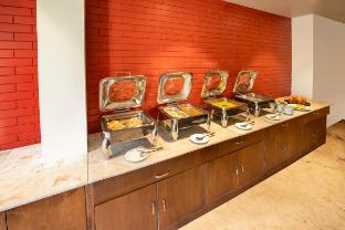 seasons a boutique hotel