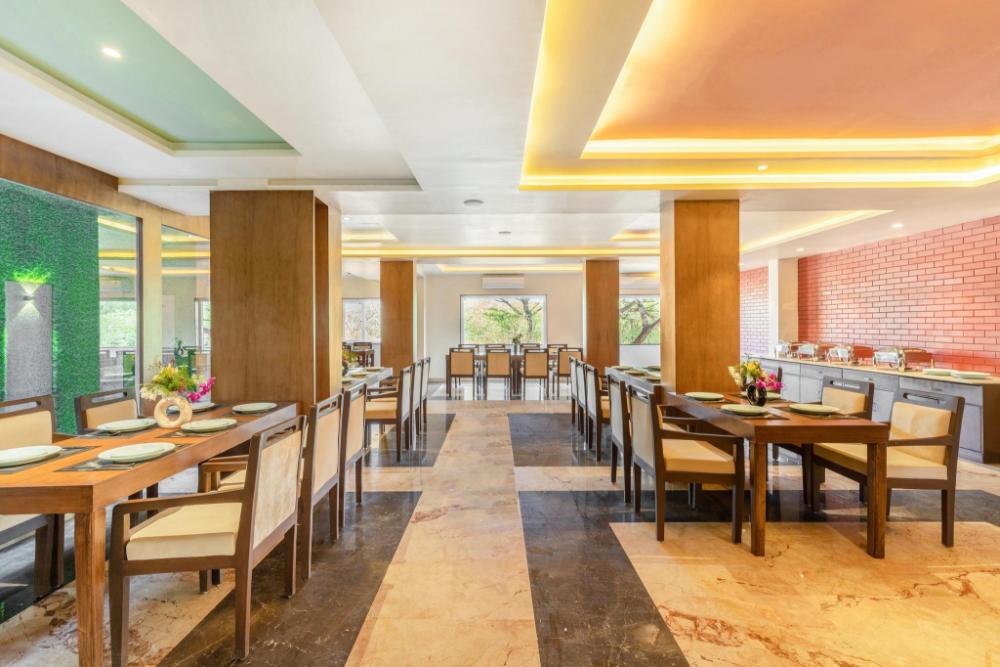 seasons a boutique hotel