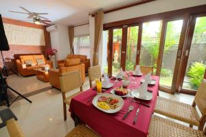 kayangan villas saba