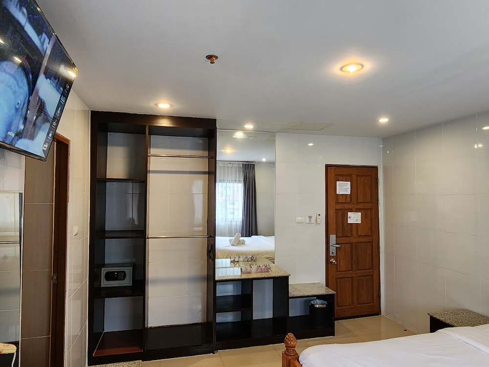 patong dynasty royal hotel