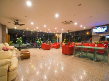 Patong Dynasty Royal Hotel,,2 star